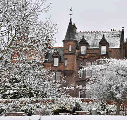 Edinburgh Zoo Mansion House Snow 45925971675 O