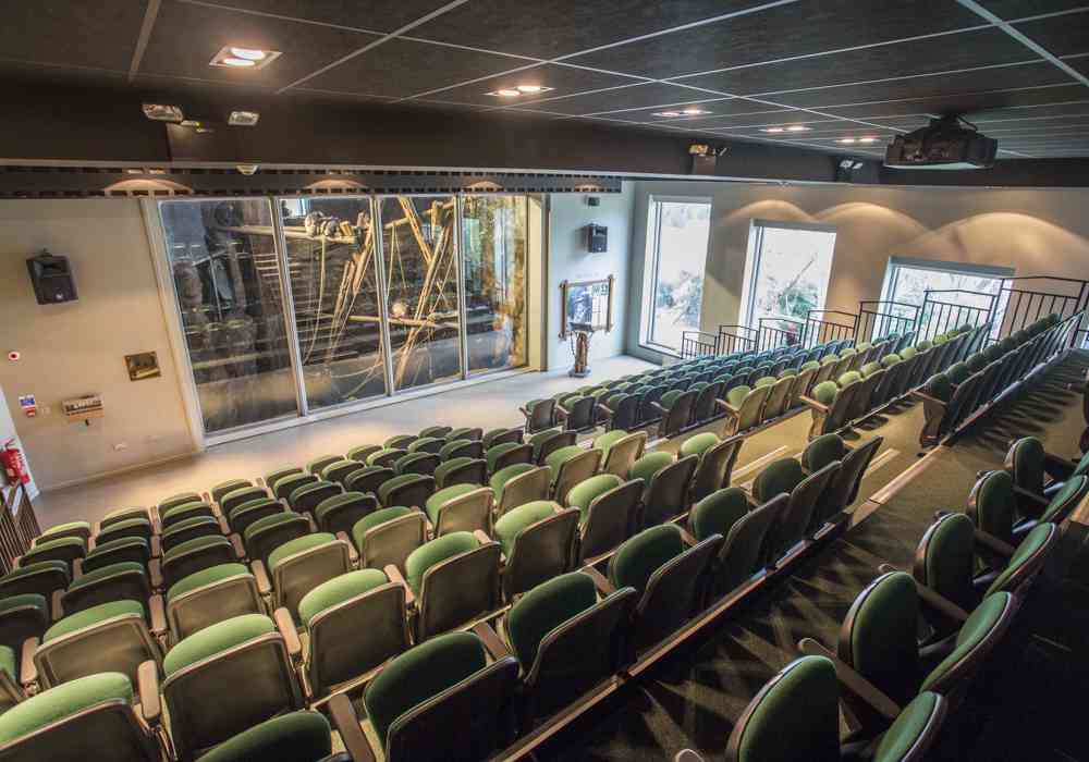 Budongo Lecture Theatre Edinburgh Zoo Mansion House 46788283462 O