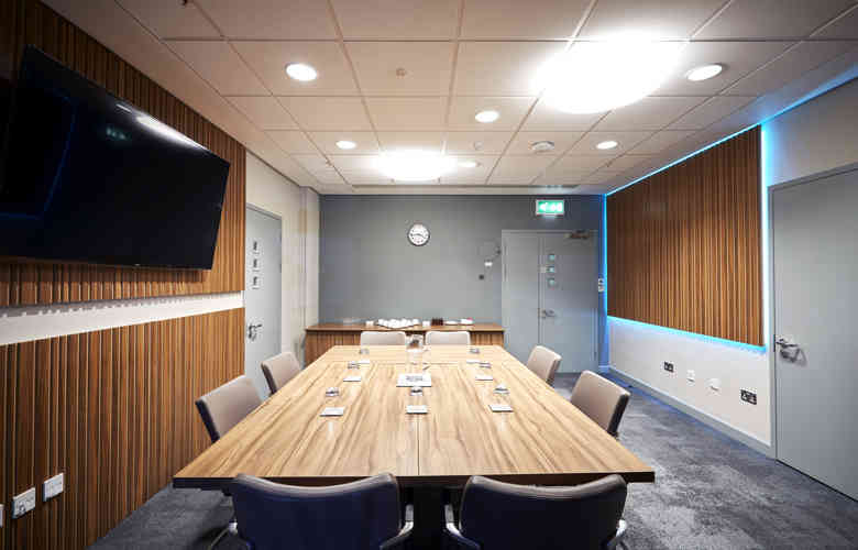 Executive Meeting Room 9 CL1A5232 ©J11