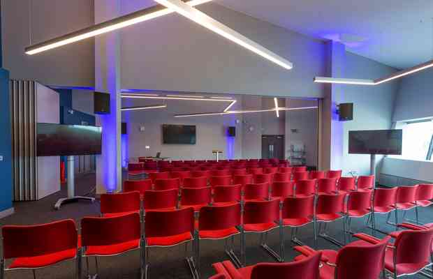 Watershard Theatre Style 1 Iwm North 32994902348 O