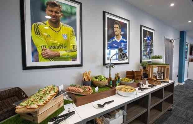 Buffet 5 Cardiff City 48628896591 O