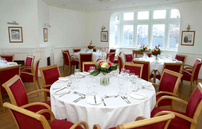 Drawing Room 46112256234 O