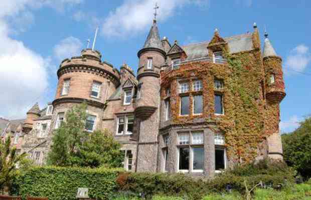 Edinburgh Zoo Mansion House 31899118337 O