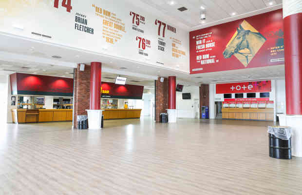 Jockeyclubaintreeracecourse 3238