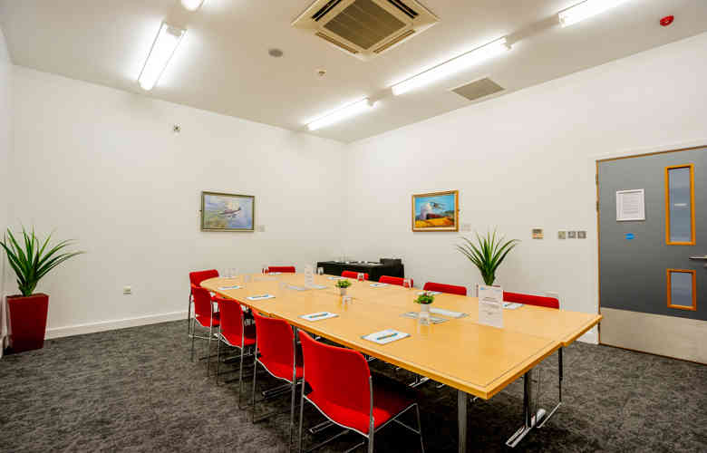 Meteor Room 4