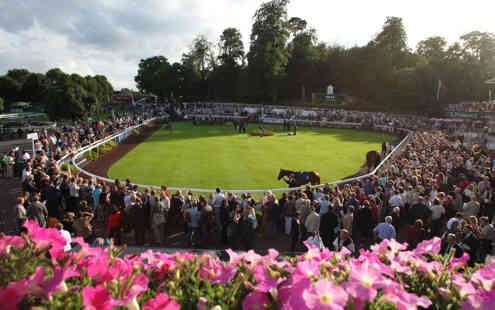 The Parade Ring Sandown Park 46904554661 O