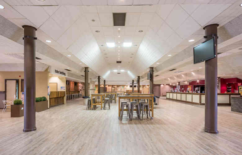 Berkshire Concourse