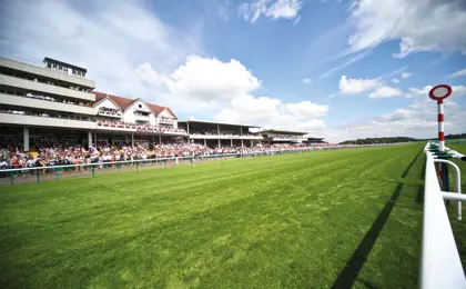 Haydock Park 31706725517 O