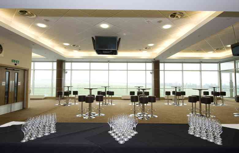 GALLOPS RECEPTION