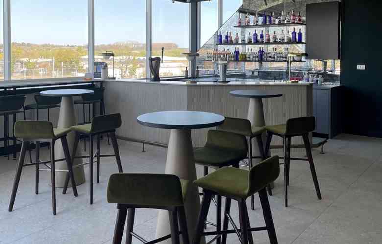 Gin Bar