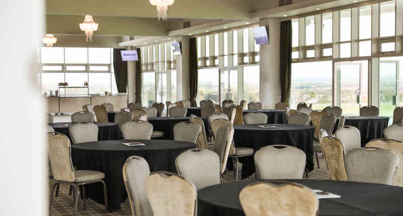 Jockeyclubaintreeracecourse 17