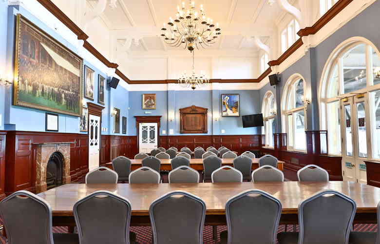 Long Room (6)