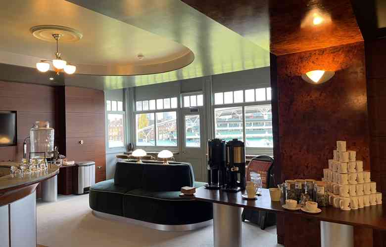 Mark Butcher Room Cabaret 8