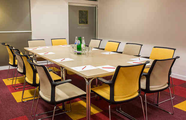Bellamy Room Beaulieu 46112413444 O