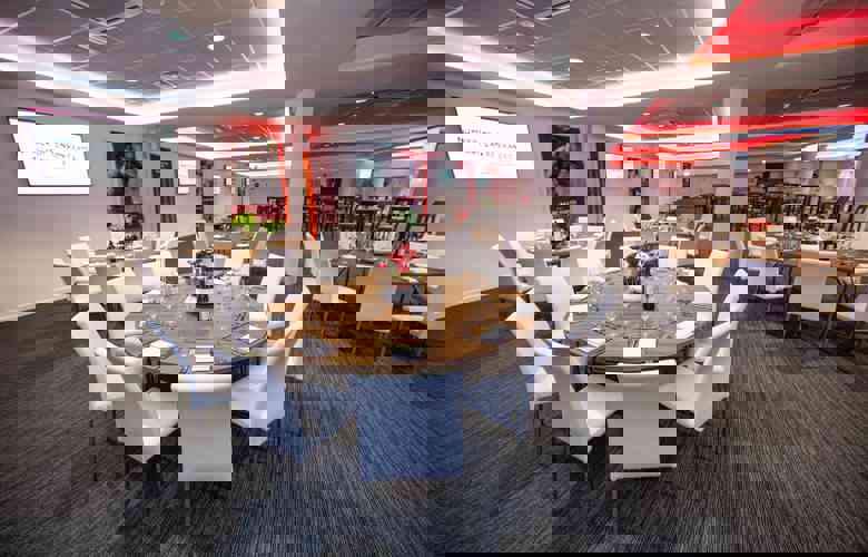 Interiorslargeedit 38