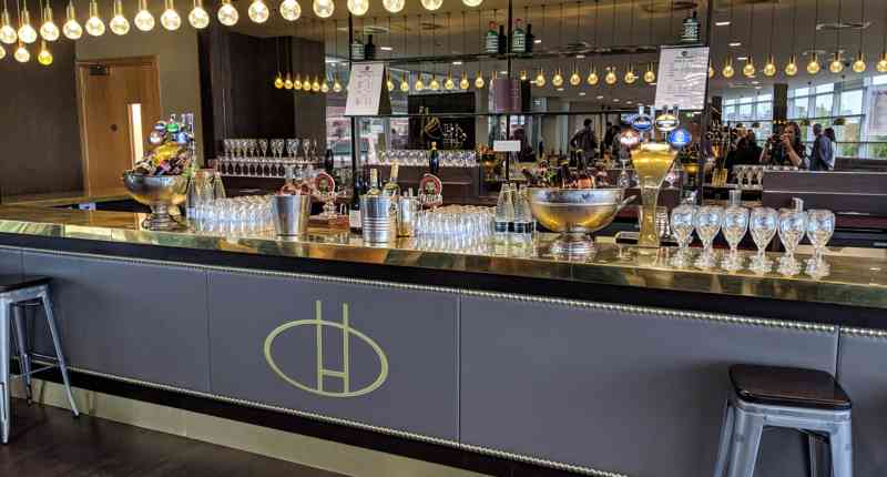 The Clubhouse Suite 48322327782 O