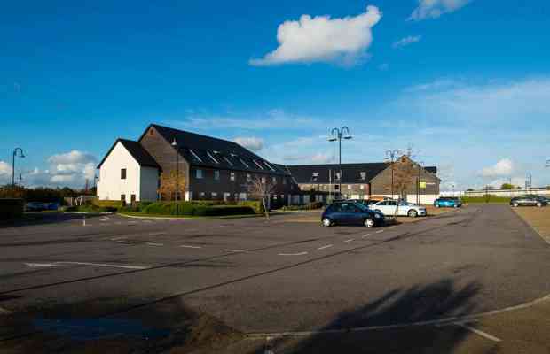 Holiday Inn Epsom Racecourse