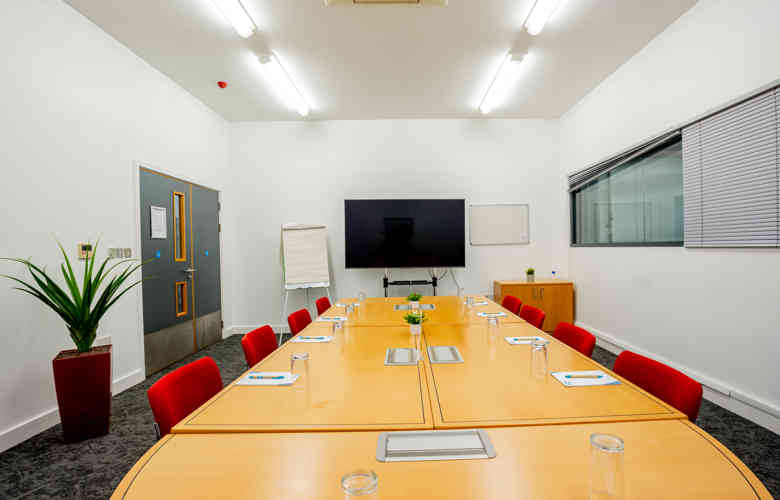 Meteor Room 1
