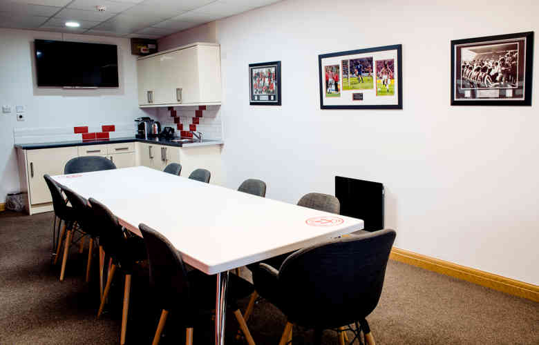 Exec Boxes (2)