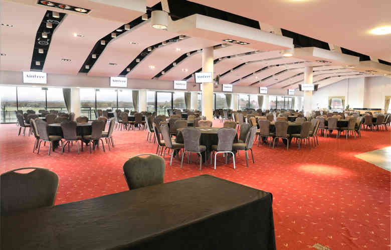 Jockeyclubaintreeracecourse 6