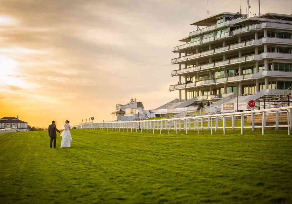 Epsom Downs 32774404528 O