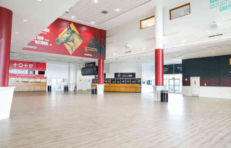 Jockeyclubaintreeracecourse 32