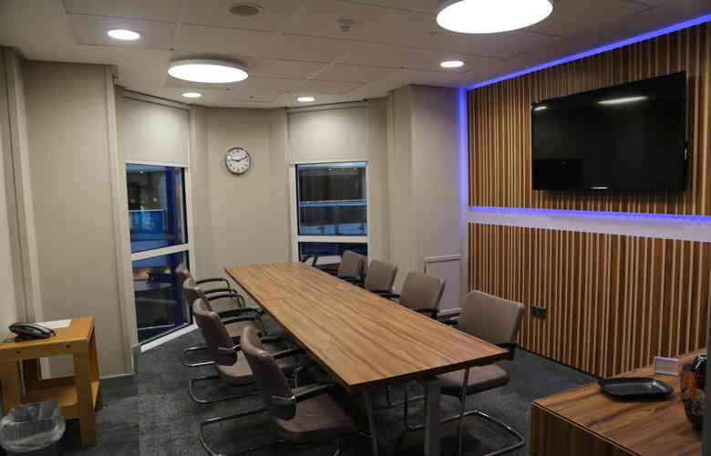Executive Meeting Room 6, 1 ©Group