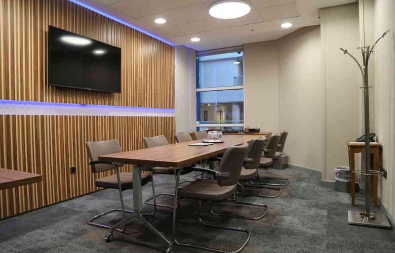 Executive Meeting Room 5, 3 ©Group