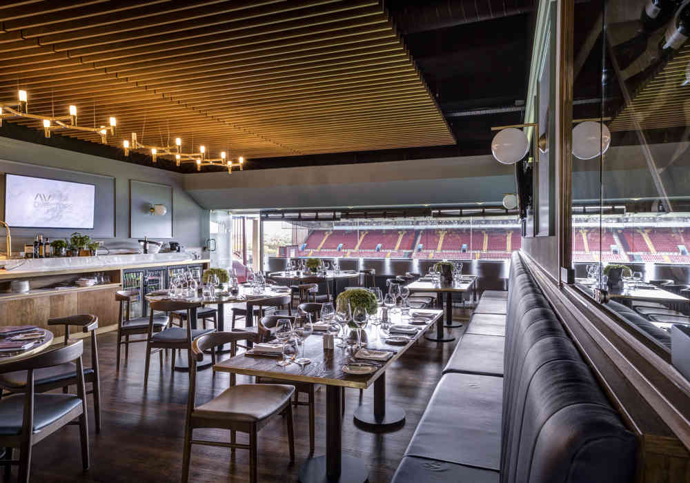 Directors Club Villa Park 46837312091 O