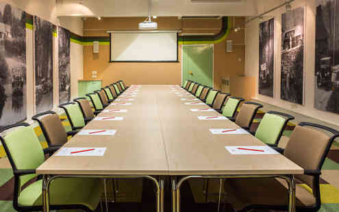 Hartford Room Beaulieu 46837460241 O