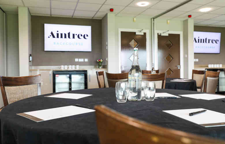 Jockeyclubaintreeracecourse 3198