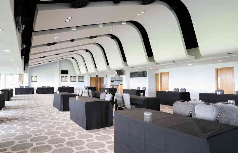 Jockeyclubaintreeracecourse 3421