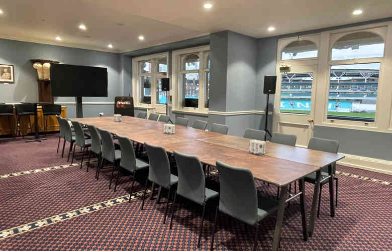 Prince Of Wales Boardroom 2