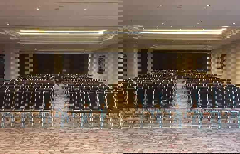 Elgar 2 Theatre