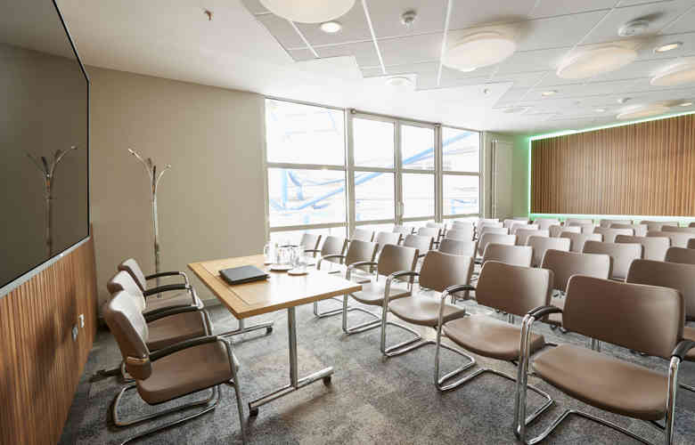 Executive Meeting Room 2, Conference, Empty ©J11