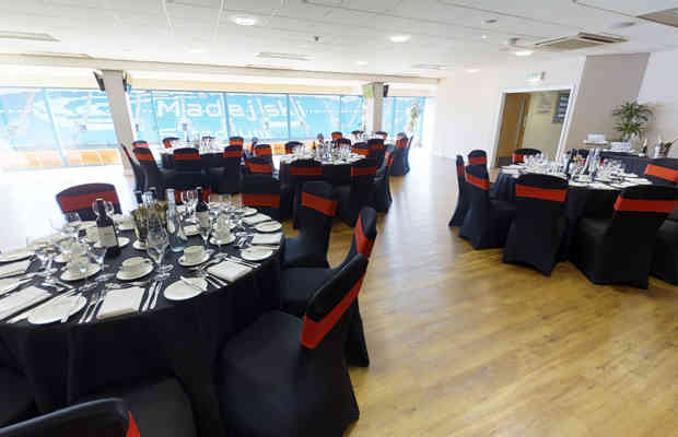 Royals Reception 48322301891 O
