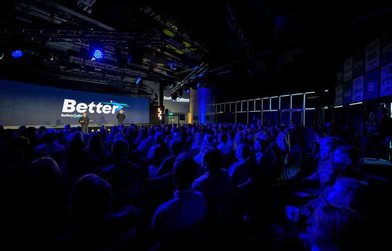 96292105 9157 4C0c A941 4Af58082d329