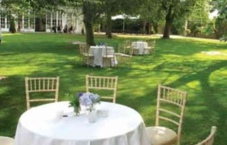 Garden Room4