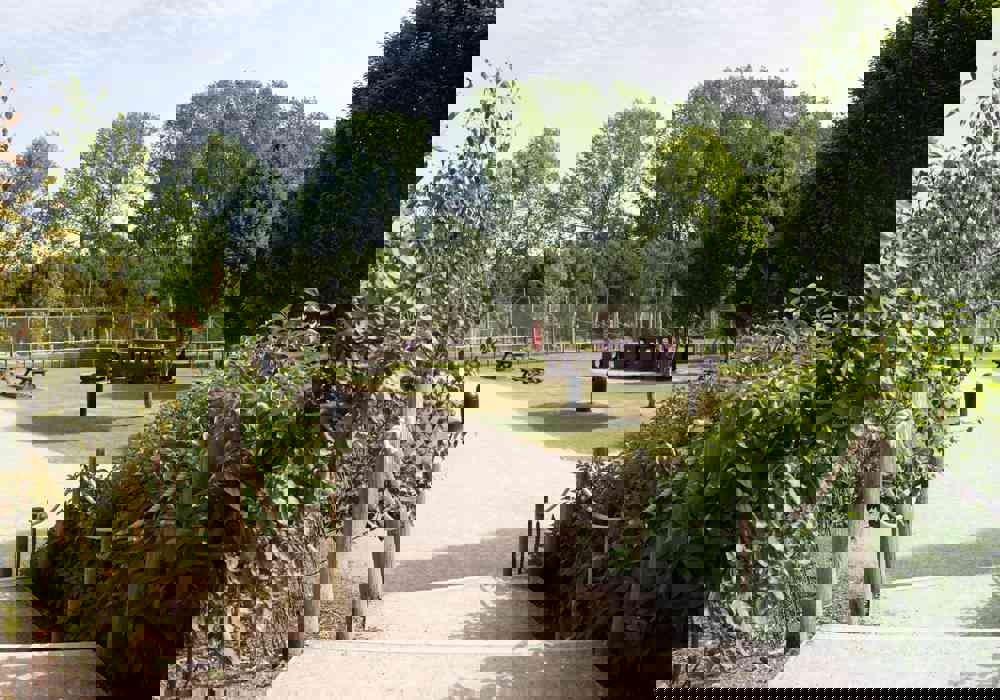 Twycross Zoo Outside Event Space (1) Min